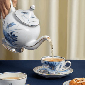  Bộ trà 1.3 L - Hoàng Cung - Sen Vàng A001_01134034503gomminhlong.com