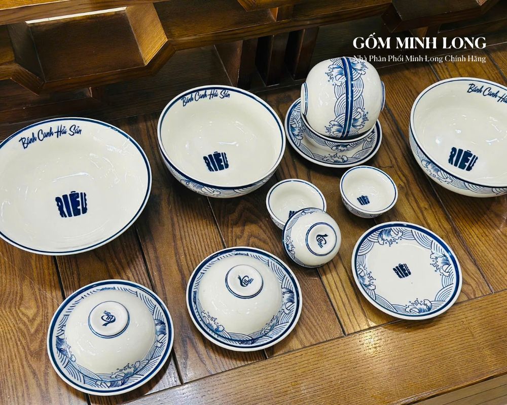 Bộ bàn ăn Minh Long - quà tặng sang trọng